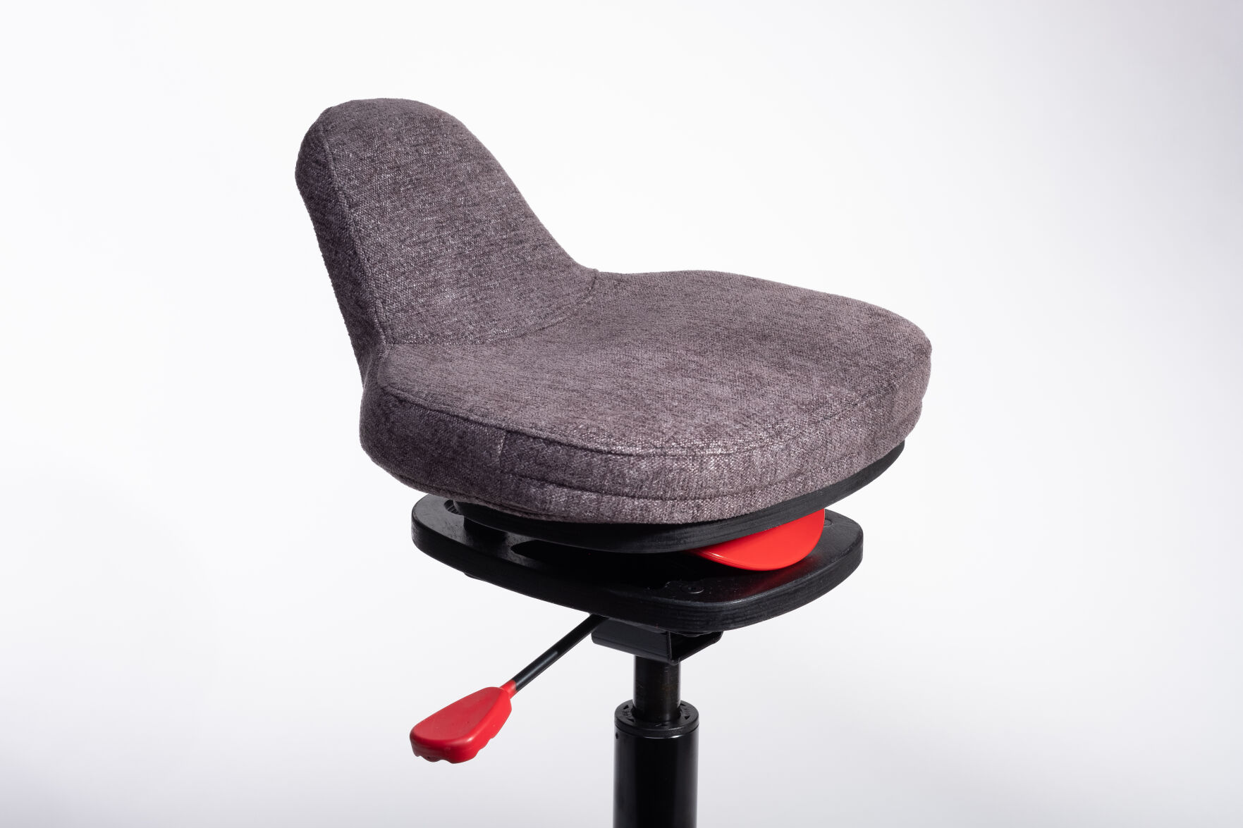 QOR360 Chairs 2